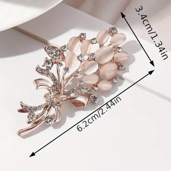 Brooch Flower Mother of Pearl Rhinestone Bouquet Bow Pin Sparkle Glam Elegant - Picture 4 of 4
